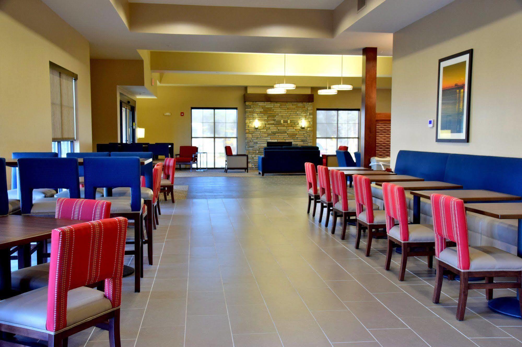 Hotel Comfort Near Rainbow Springs